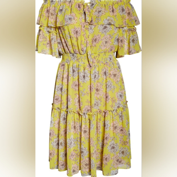 Chelsea28 Plus Size Floral Off the Shoulder Tiered Dress - Picture 6 of 11